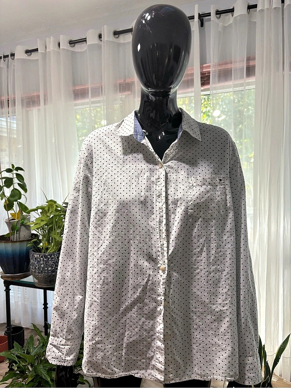 Tommy Hilfiger Polka Dot Button Down White XL Like New